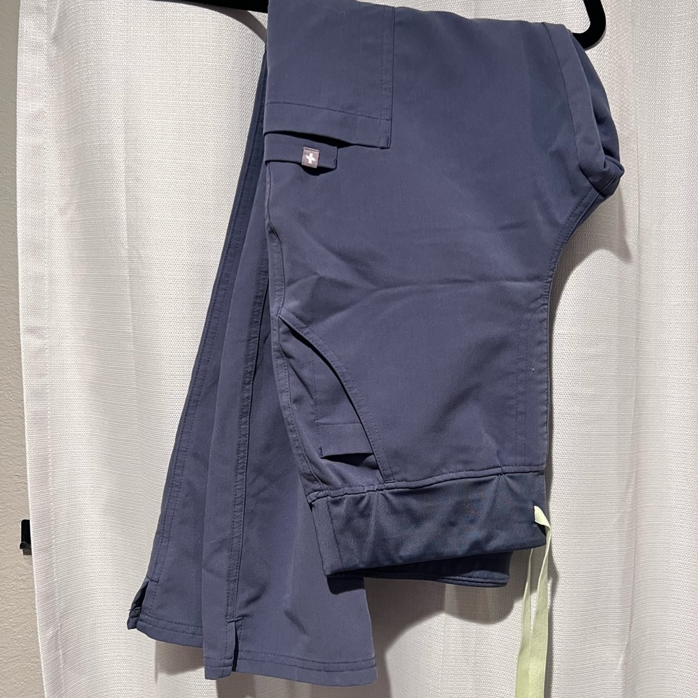 Figs Yola High Waisted 2.0 Skinny Scrub Pant: Space Navy